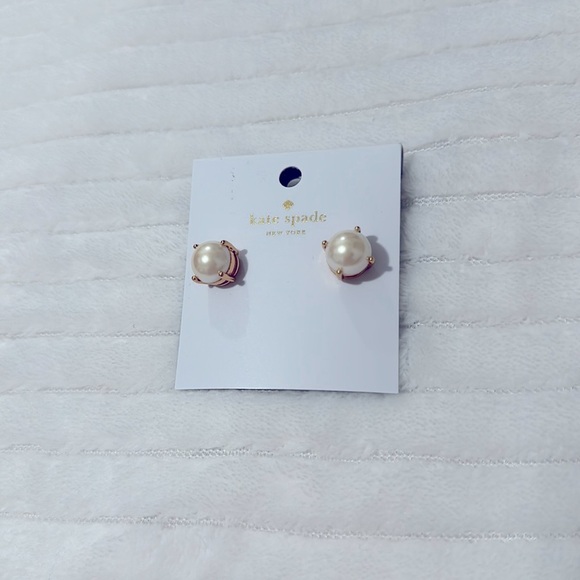Kate Spade Pearl Earrings -Cream - Picture 1 of 3